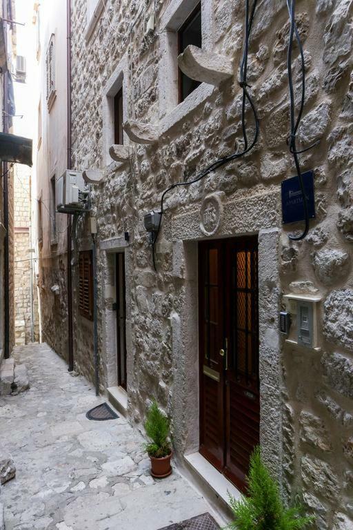 Poesia Apartment *